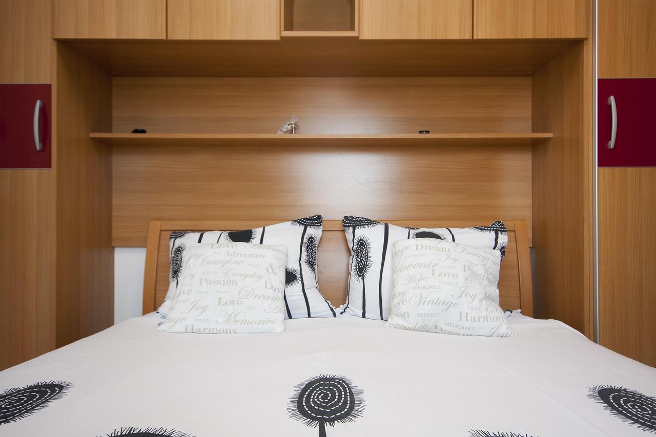 Deluxe Apartment Toni Водице Екстериор снимка